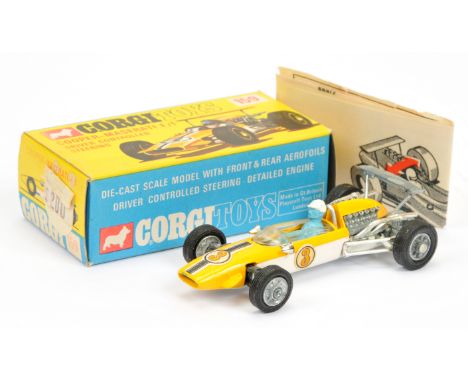 Corgi Toys 159 Cooper Maserati Formula 1 Racing Car - two-tone yellow and white, figure driver, cast hubs and racing No.3 str