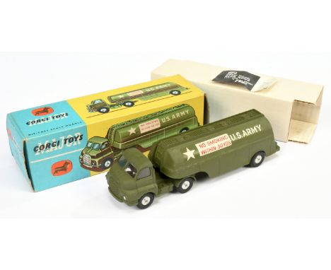 Corgi toys 1134 Bedford Type S Fuel Tanker "US Army" - green including gantry and filler caps, spun hubs -&nbsp; Good still a