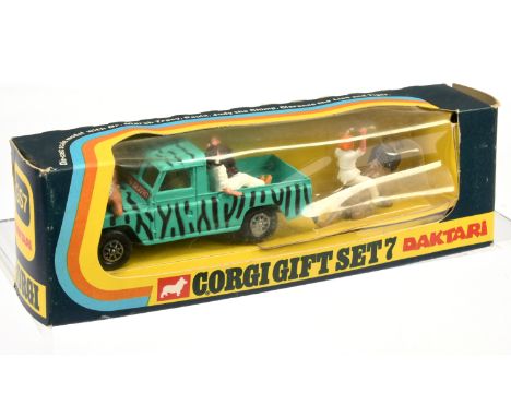 Corgi toys GS7 Gift Set "Daktari - Land Rover, green with black stripes, lemon interior, Whizzwheels and tiger on bonnet, com