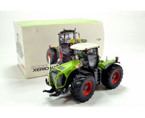 Wiking 1/32 diecast issue comprising Claas Xerion 5000 Tractor. E to NM to M in Box.