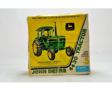 Ertl 1/25 plastic kit issue comprising John Deere 4430 Tractor. Complete. 