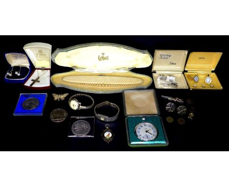 A group of costume jewellery and coins, comprising 2002 Â£5 coin, 2000 Â£5 coin, commemorative crown, Smiths Empire pocket wa