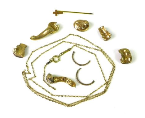 A selection of gold, including gold dental fillings, 10.5g, an 18ct gold Tiffany and Co thin chain necklace, a/f, 1.4g,  and 