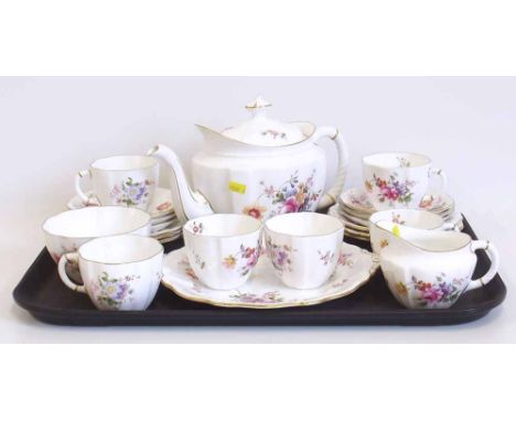 Royal Crown Derby 'Derby Posies' tea service. Condition report: see terms and conditions