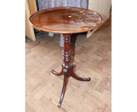 19th century mahogany tripod wine table Condition report: see terms and conditions