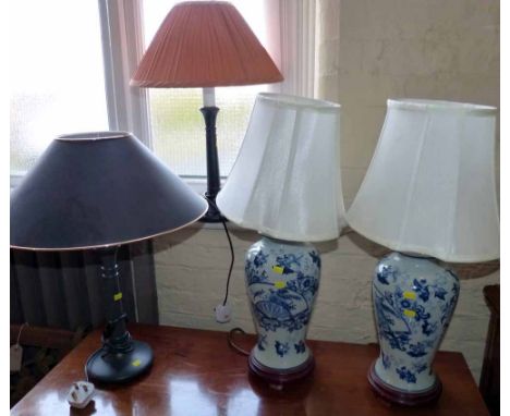 2 Goodson lighting table lamps with shade and 2 modern delft style lamps with shades Condition report: see terms and conditio