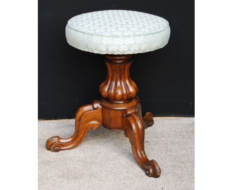 Victorian circular mahogany tripod piano stool.