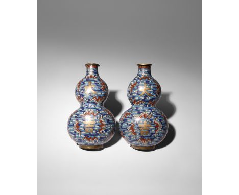A PAIR OF CHINESE CLOISONNE ENAMEL DOUBLE GOURD WALL VASES 18TH/ EARLY 19TH CENTURY Each decorated with two large gilt da ji 