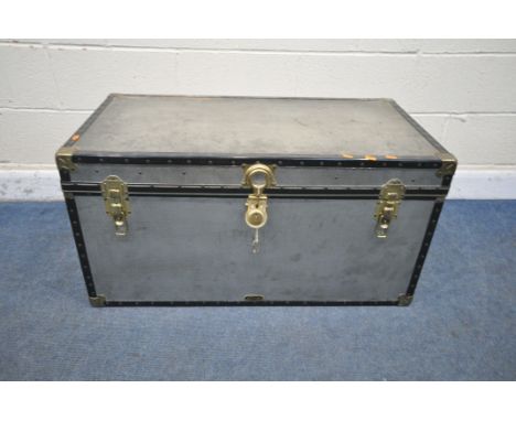 A MOSSMAN MADE TRAVELING TRUNK, length 98cm x depth 52cm x height 50cm (condition report:  two keys, in need of a clean)