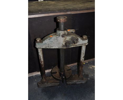 A VINTAGE MARCELO OF LONDON ARBOR PRESS, cast iron in construction (winding handle missing)