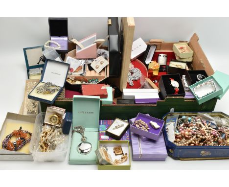 A LARGE BOX OF ASSORTED ITEMS, to include an 'Estee Lauder' fob style compact, together with signed box, a pair of silver 'We