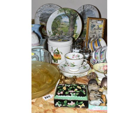 A GROUP OF CERAMICS AND GLASSWARE, comprising a Continental amber pressed glass dish decorated with three nude swimming femal