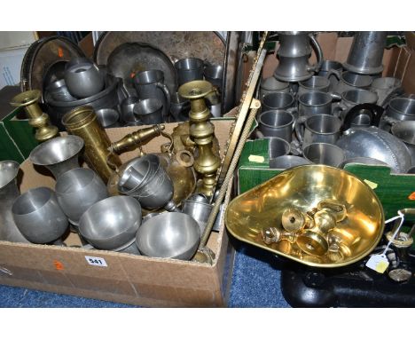 THREE BOXES AND LOOSE METALWARES, to include a set of cast iron kitchen scales by Libra Scale Co with weights, a pair of bras