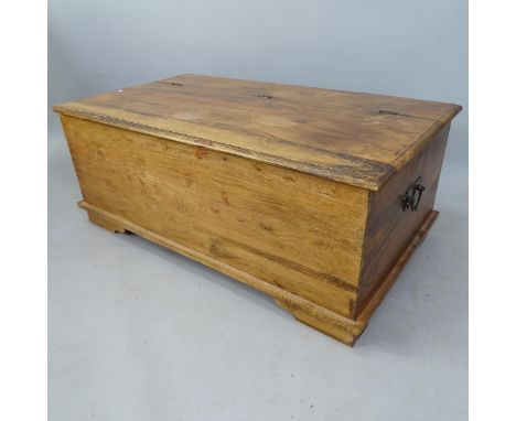 A sheesham combination rectangular coffee table, with rising lid and fitted drawers, 116cm x 46cm x 66cm 