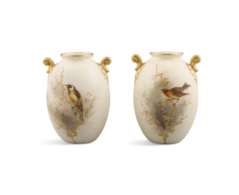 A PAIR OF ROYAL WORCESTER OVOID VASES, EARLY 20TH CENTURYEach of baluster form, painted with wild birds and gilt highlights, 