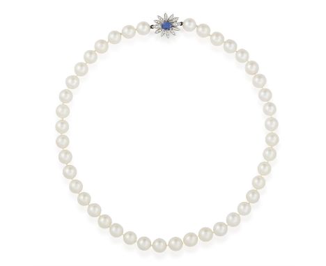 A CULTURED PEARL NECKLACE WITH SAPPHIRE AND DIAMOND CLASP, the single row of white/cream tint cultured pearls measuring appro