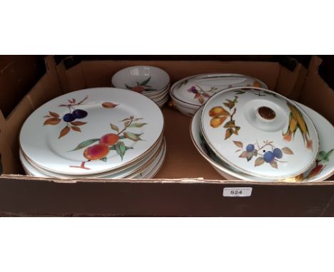 Royal Worcester Evesham including a large bowl (25.5cm diameter), plates, serving dishes etc. - 39 items 