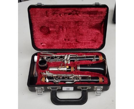 A Yamaha 26II clarinet with case. 