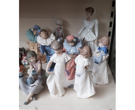 Nine Nao figures 