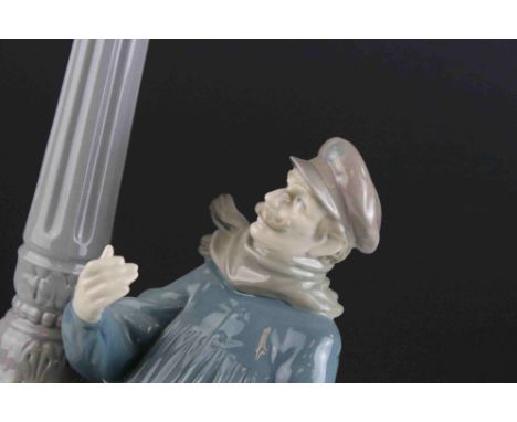 Boxed Lladro figure ' The Lamp Lighter ' 48cm in height.