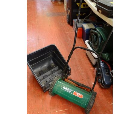 Qualcast Panther 30 manual lawnmower and grass box