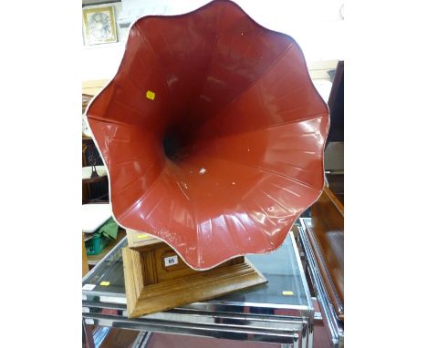 Restored oak cased HMV gramophone record player with red and white ribbed horn