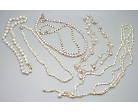 Six baroque pearl/freshwater pearl necklets 