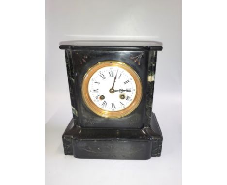 A marble and slate mantle clock 24cm x 22cm x 13cm 
