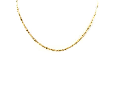 A faceted link gold chain, with varisized faceted links, alternating to faceted cable links, to an S hook clasp, 410mm long, 