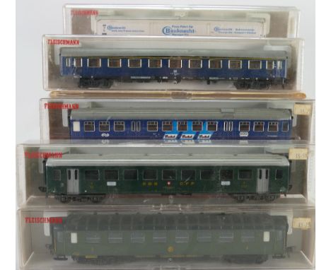 Fleischmann HO Model Train Carriages to include: Boxed 5120, 5130, 5154, 5174 x 2, 5389, 5174, 5134, 5153.
