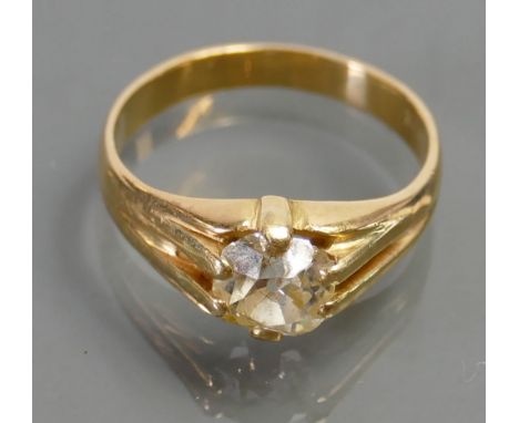 18ct Solitaire diamond ring: Approx 1ct, ring size Q, 5.5 grams.