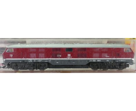 Rivarossi 1099 Diesel Locomotive 232 001-8 HO Model Train: 