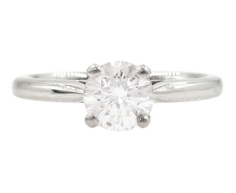 Platinum single stone round brilliant cut diamond ring, hallmarked, diamond 0.91 carat, colour F, clarity SI2, with GIA repor