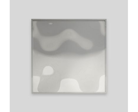 VICTOR BONATOCD-KK-70 1970/75 (silberbelegt: März 1974)Glas-Spiegelverformung auf Holz in Aluminiumrahmen. Aluminiumrahmen un