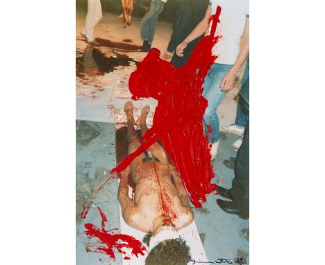 HERMANN NITSCHOhne Titel 1983C-Print, mit roter Ölfarbe bemalt. Signiert und datiert. 45,2 x 30,2 cm.(Stellenweise leicht ang