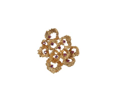 VINTAGE 9CT GOLD RUBY BROOCH. Eleven round faceted rubies, measuring approx. 2.4mm each. An open work bark finished mount, ha