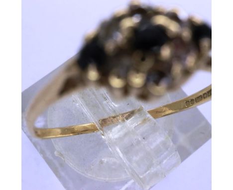 9ct gold cluster ring set with sapphires and cubic zirconia, size M, 1.1g. UK P&amp;P Group 0 (£6+VAT for the first lot and £