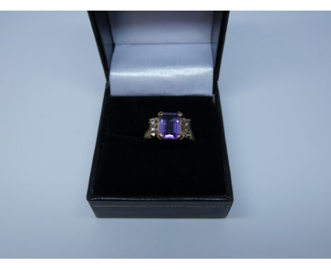 9ct yellow gold amethyst lady's dress ring, size K
