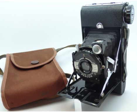 Kereshaw Eight 20 Penguin camera & case 