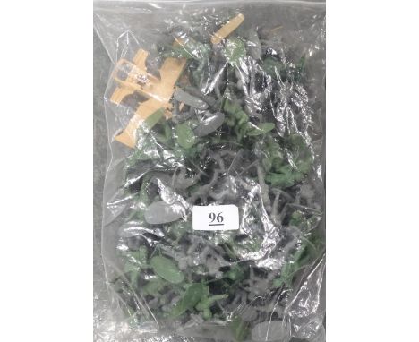 Bag of plastic Soldier figures 