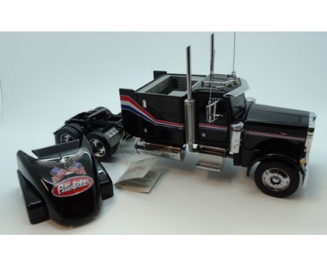 Franklyn Mint Peterbilt 379 tractor unit (boxed) 
