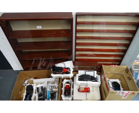 11 Franklyn Mint, 1 Danbury Mint 1/24 scale model cars & Wall display cabinets 