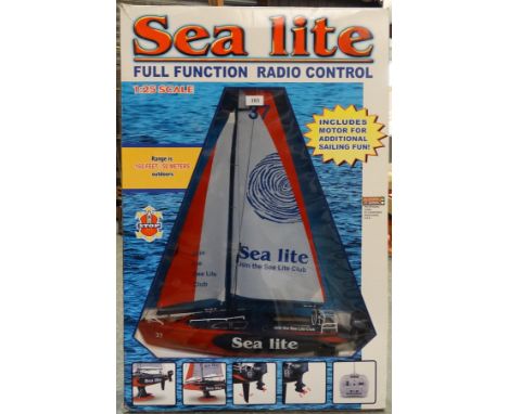 Boxed Radio control 1-25 scale Sea Lite yacht 