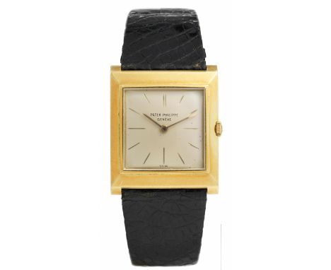 Elegante rechteckige Patek Philippe in GoldGehäusemasse: 30 x 28 mm.18 kt. Gold.1960.Feine PATEK PHILIPPE in einem rechteckig