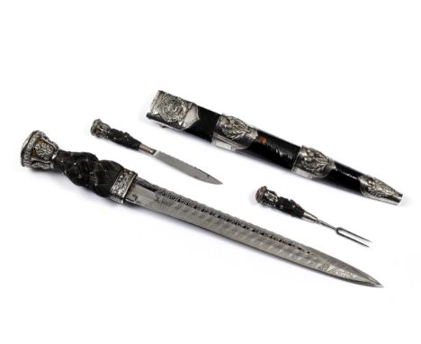 Seltener, höchst qualitätvoller  Schottischer Gordon Highlander-DolchLänge: 44,5 cm.Cater &amp; Co Pall Mall, London.19. Jahr
