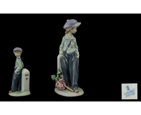 Lladro Hand Painted Porcelain Figure ' The Wanderer ' Model No 5400. Issued 1987 - 1998. Height 8.25 Inches - 20.75 cm. 1st Q