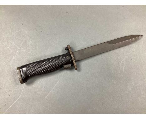 American M5A1 Bayonet, with manufacturer mark 'Milpar Col' and 'US M5A1' on crossguard.