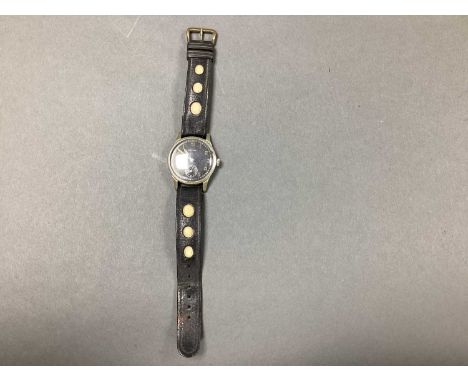 WWII Third Reich German Army Issue Helios Wristwatch, case back stamped DH (Deutsches Heer) and numbered 38245, on leather st