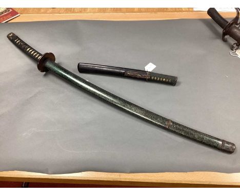 Japanese Samurai Katana Sword and Scabbard, with green metallic finish, curved blade with tsuka (loose) fishskin grip, tanto 