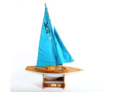 A 1963 Vintage model pond yacht - Modav K20, length 49cm 